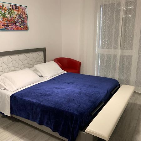 B&B Kelly Plus Лозана Екстериор снимка