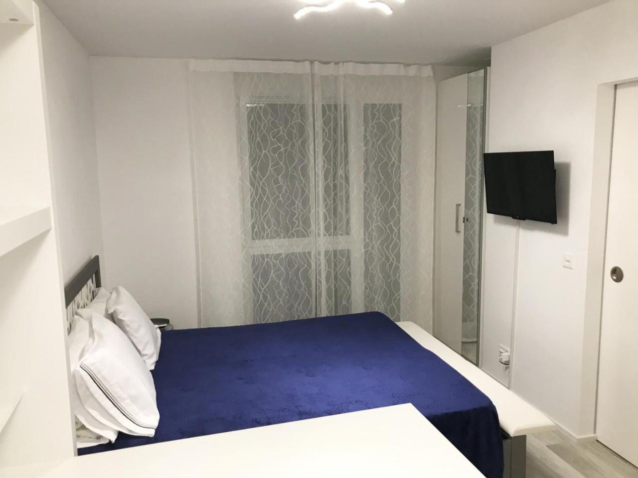 B&B Kelly Plus Лозана Екстериор снимка